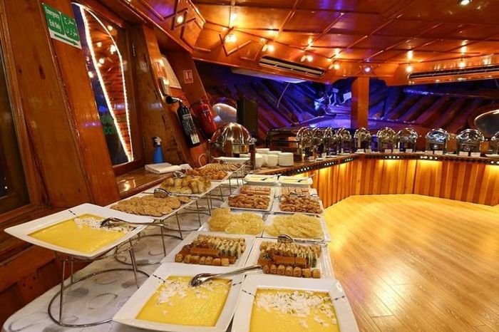 Abu Dhabi Dhow Cruise Dinner Abu Dhabi Dhow Cruise Dinner
